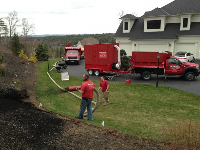 NH Mulching Landscaper